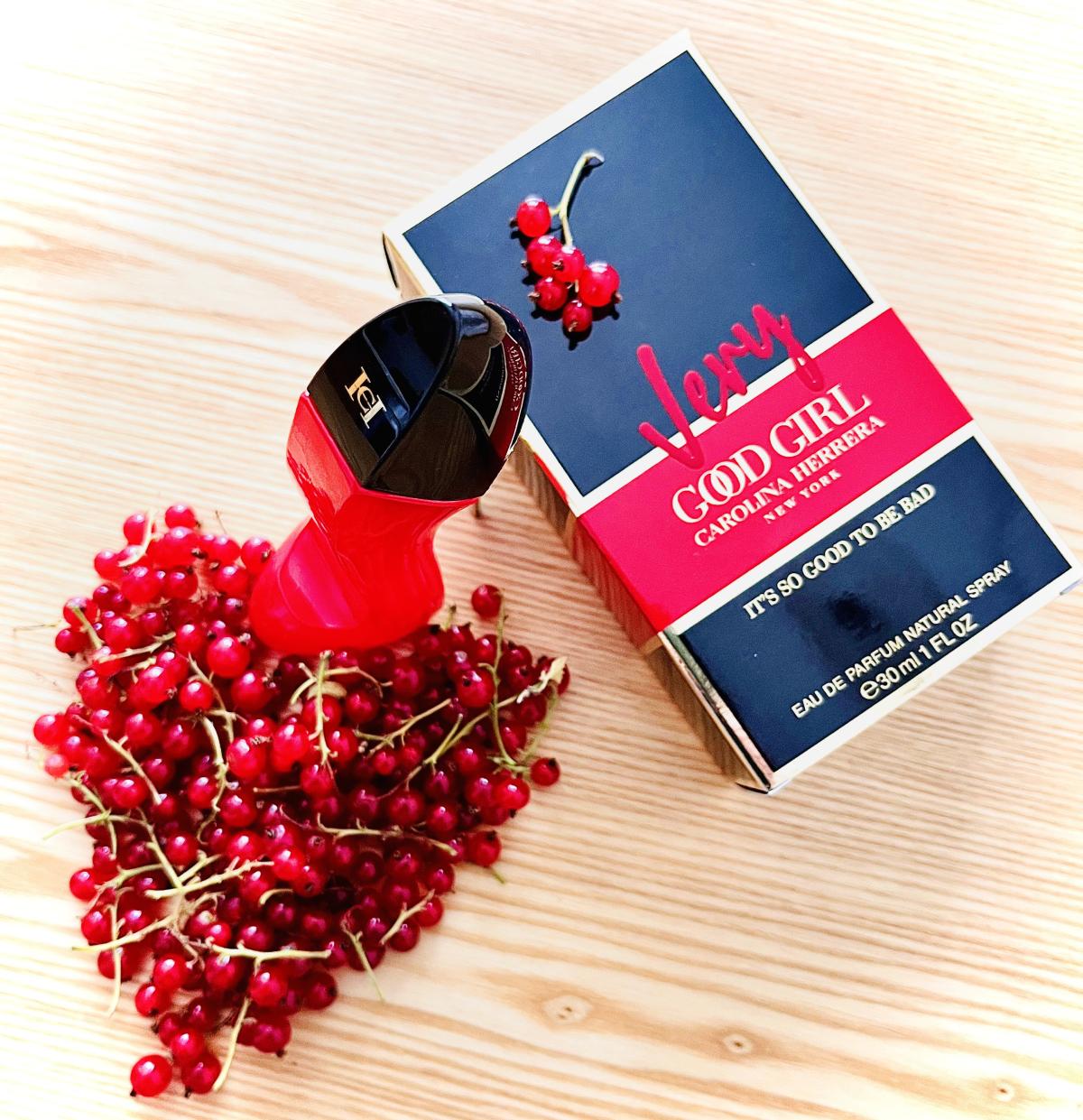 カロライナ・ヘレラ ベリーグッドガール EDP 80ml 女 - Perfume Fragrance Bottle のレビューと価格